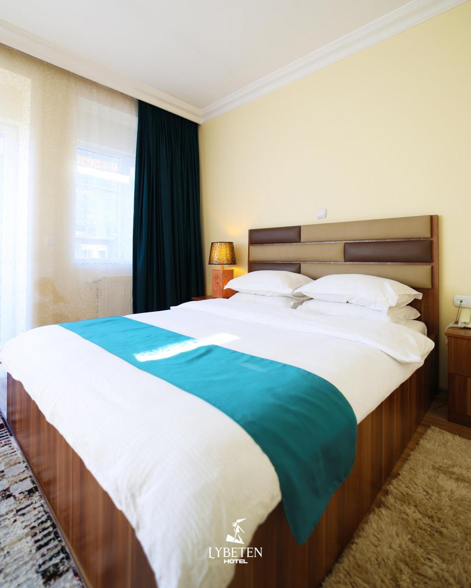 Hotel Lybeten Ferizaj Exterior photo
