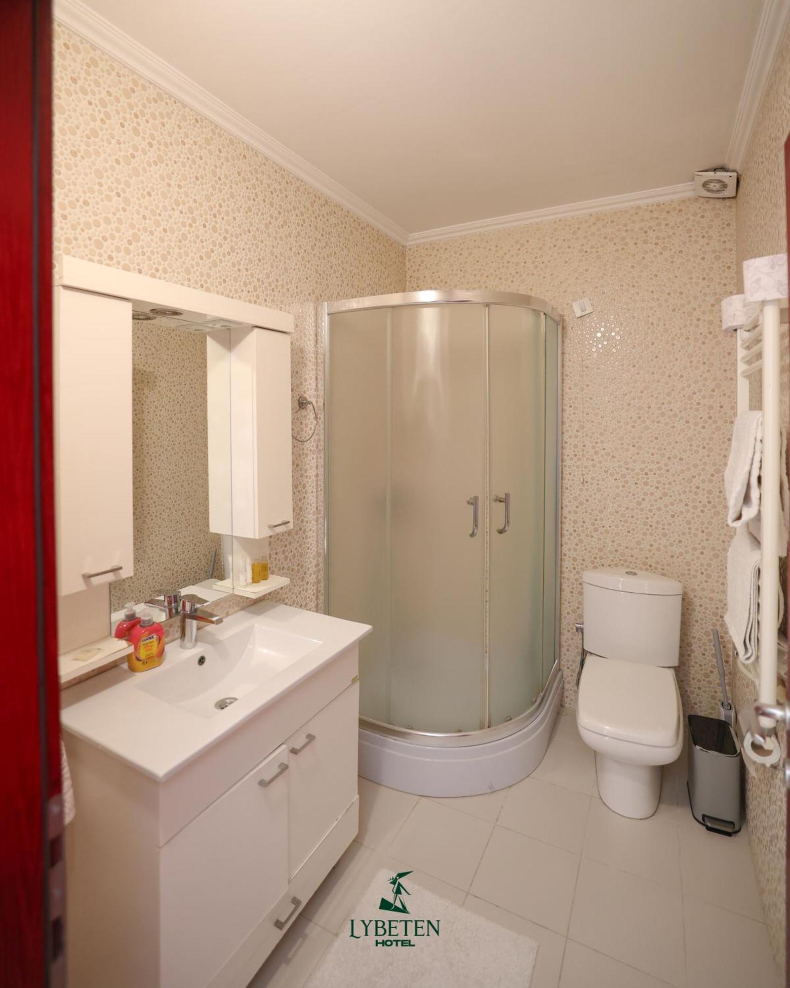 Hotel Lybeten Ferizaj Exterior photo