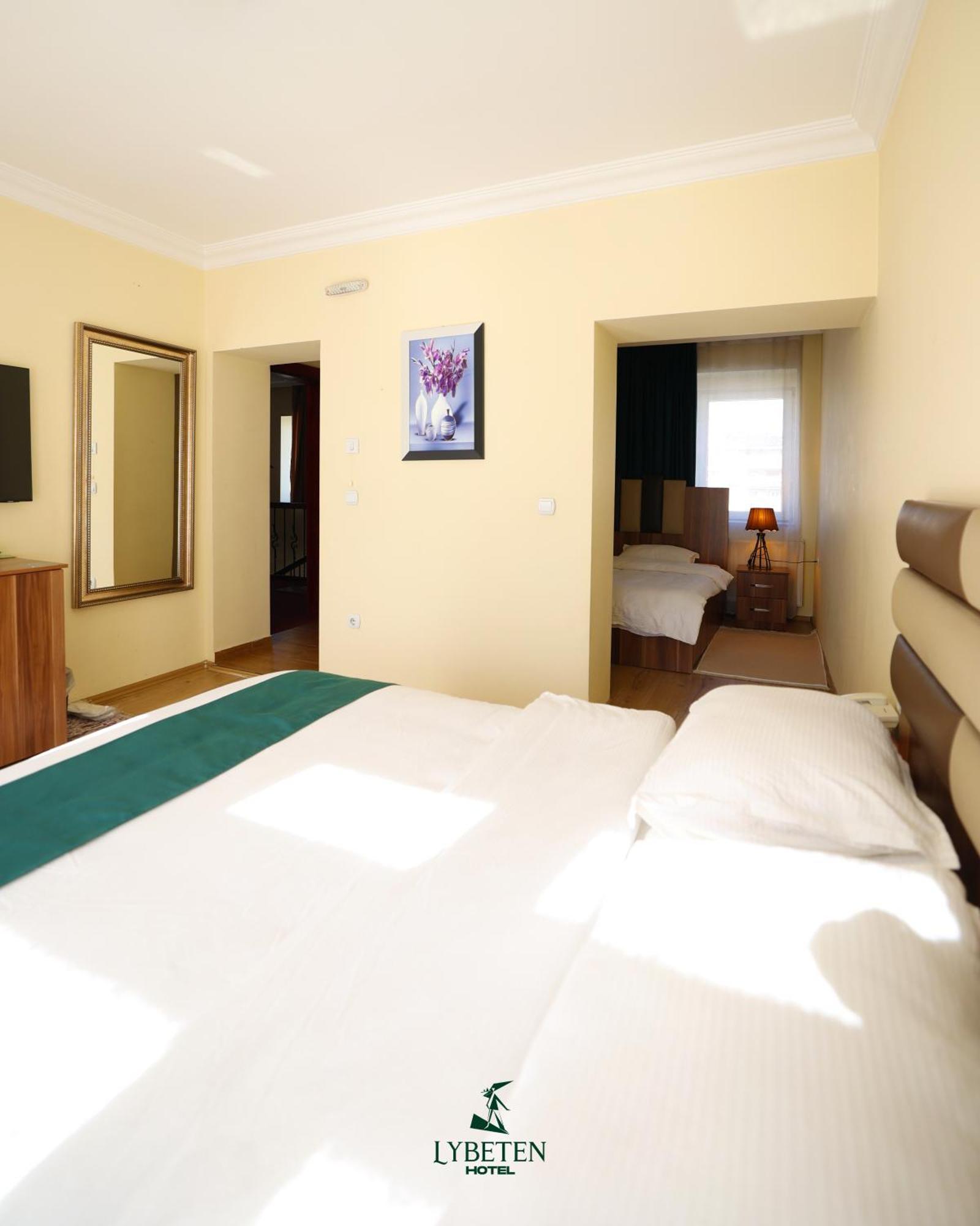 Hotel Lybeten Ferizaj Exterior photo